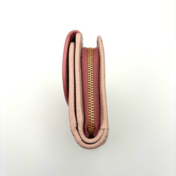 Miu Miu Two-Tone Pink Leather Wallet - Picture 3 of 8